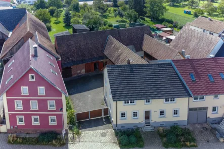 Luftbild - Haus kaufen in Kappel-Grafenhausen - Ehemals landwirtschaftliches Anwesen mit vielen baulichen Optionen - für den Käufer provisionsfrei