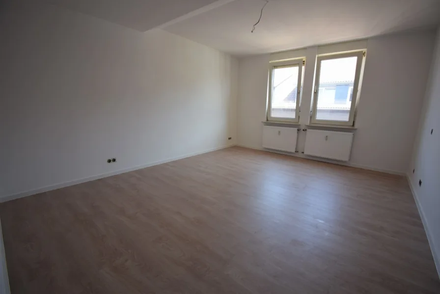 Zimmer 3 - Möbliertes Wohnen/auf Zeit mieten in Mannheim - WG-Neugründung! 4 renovierte Zimmer in Innenstadtlage