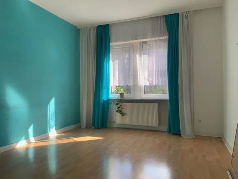 Wohnen - Wohnung mieten in Mannheim / Rheinau - Nette Wohnung für die 2-er WG, den Single oder das Paar