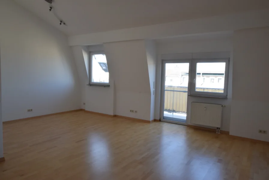 Wohnen - Wohnung mieten in Mannheim / Innenstadt - Tolle Dachgeschosswohnung, City-Studio mit Balkon