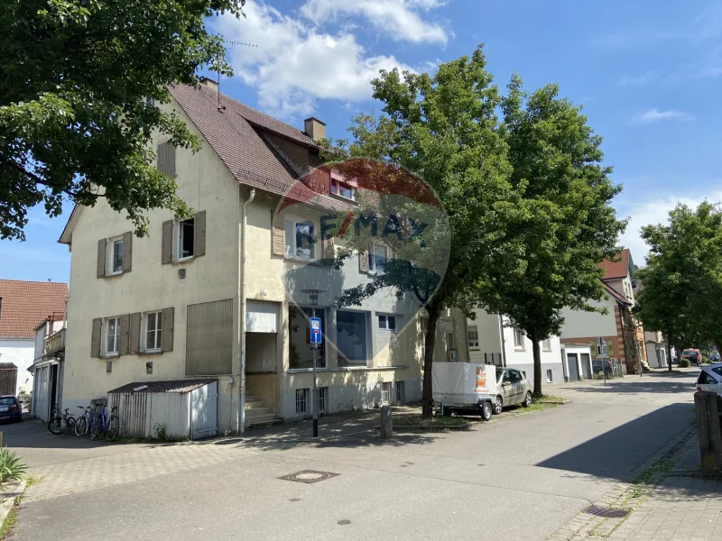   - Haus kaufen in Tübingen - Großzügiges, vollständig bezugsfreies Wohn-/Geschäftshaus mit Modernisierungsbedarf