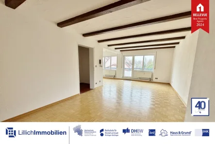 Titelbild - Wohnung mieten in Kornwestheim - Lichtdurchflutetes Wohnen: 3,5-Zimmer-Wohnung mit großem Balkon in Kornwestheims lebendiger Lage