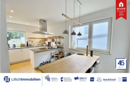Titelbild - Wohnung mieten in Kornwestheim - Urbanes Wohnen mit Naturflair: Moderne 3-Zimmerwohnung mit Gemeinschaftsgarten in Toplage!