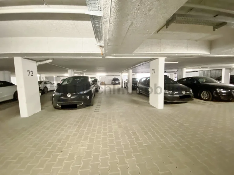 Tiefgaragenstellplatz