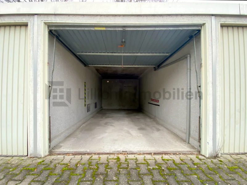 Garage Frontansicht