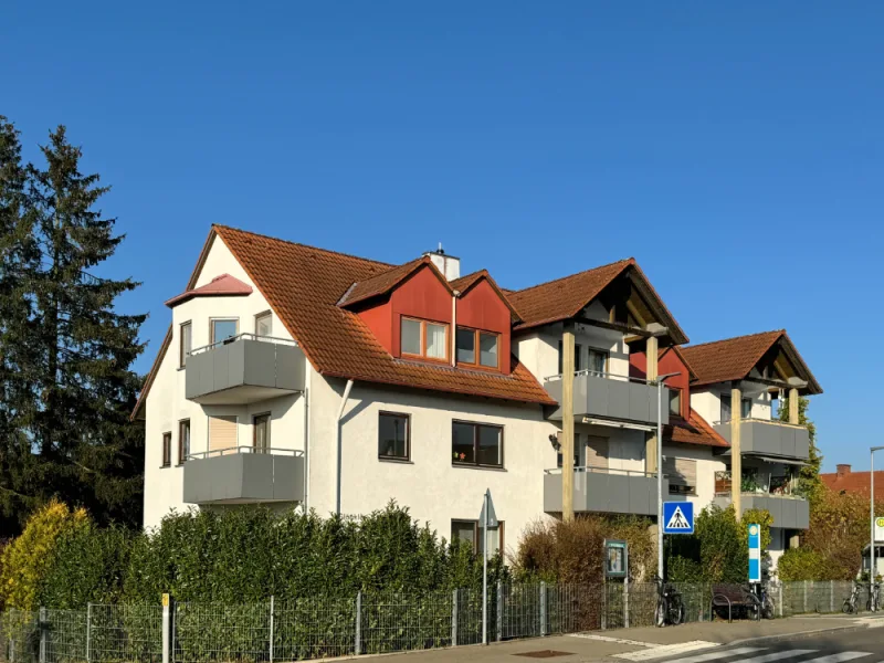 Ansicht - Wohnung kaufen in Neu-Ulm - *EIN PLATZ AN DER SONNE* unverbaubare Südwestlage 3-Zi.-ETW Neu-Ulm/Burlafingen mit TG und Stellpl.