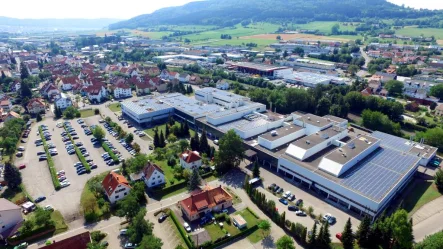 Nord-Ansicht - Halle/Lager/Produktion kaufen in Spaichingen - Produktionsimmobilie / Gewerbepark – Renditestark – in zentraler Ortslage