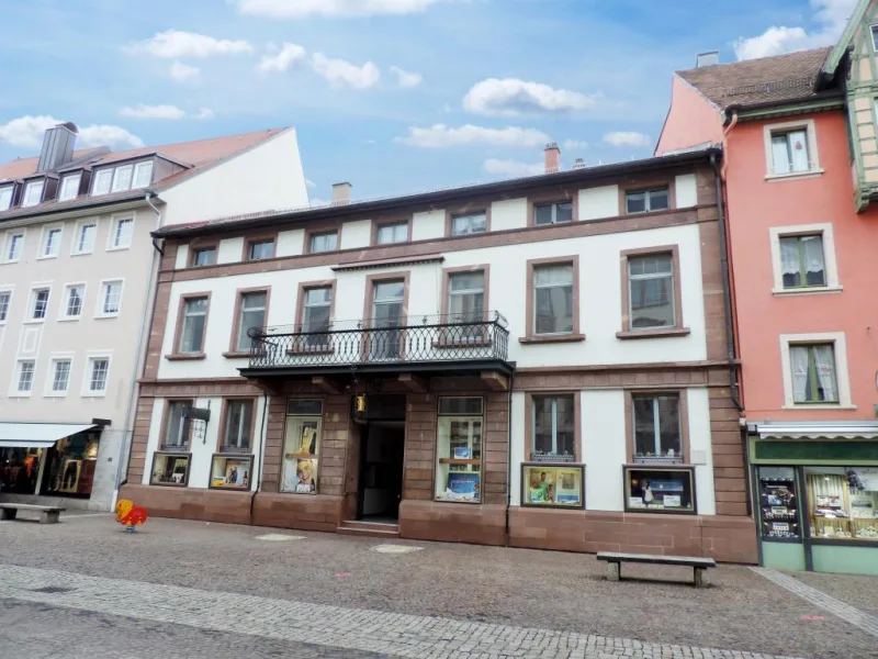 Ansicht Rietstraße - Büro/Praxis mieten in Villingen-Schwenningen - Büro-/Praxis-/Kanzleiräume im Erdgeschoss - hochparterre in 1A Lage in der Villinger Altstadt