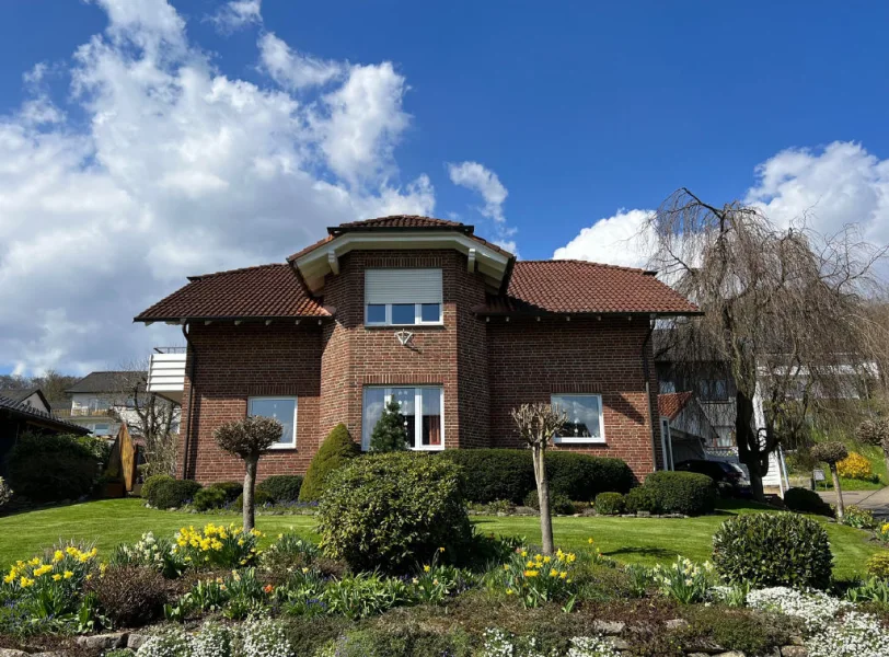 Bild1 - Haus kaufen in Steinheim -      "Schöhner Wohnen"...gepflegtes und freistehendes Einfamilienhaus in Sandebeck