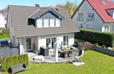 Bild1 - Haus kaufen in Detmold - "Schöner Wohnen"...exklusives und neuwertiges Einfamilienhaus in begehrter City-Wohnlage