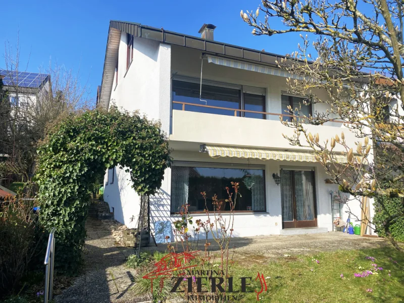 1 Titelbild Vorderansicht - Haus kaufen in Ebersbach an der Fils - Gelegenheit! Schöne Doppelhaushälfte, gefragte Lage, Garten, Terrasse, Balkon, doppelttiefe Garage !