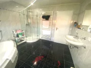 12-Badezimmer DG (2)