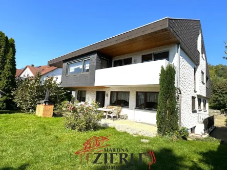 1-Südseite - Haus kaufen in Ebersbach an der Fils / Roßwälden - Gelegenheit! Mehrfamilienhaus in sehr gefragter ruhiger Lage, großer Garten, Doppelgarage u. Carport