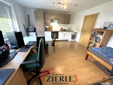 Wohn-Esszimmer-Küche - Wohnung kaufen in Göppingen - 1-Zi. Appartement! Sehr gut vermietet, mit Aufzug, Kellerabteil, Außenstellplatz. In gefragter Lage!