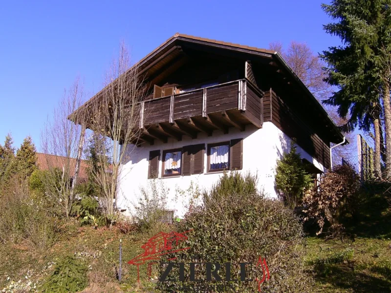 1-Außen Ansicht - Haus mieten in Adelberg - Gelegenheit! Freistehendes Einfamilienhaus in ruhiger Aussichtslage mit Einbauküche und Sauna!