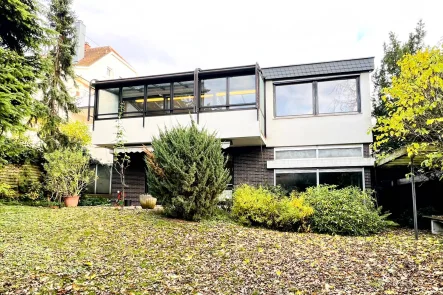  - Haus kaufen in Mannheim / Feudenheim - Villa mit Garage auf großem, sonnigem Gartengrundstück in ruhiger und absoluter TOP-Wohnlage