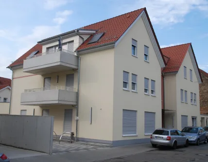  - Wohnung mieten in Mannheim / Käfertal - Großzügige, helle 4-Zimmer DG-Wohnung mit TG-Stellplatz – 2015 gebaut, hochwertige Ausstattung
