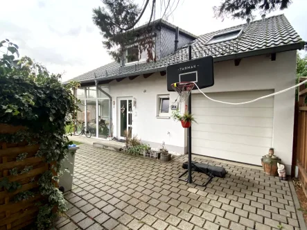 Titel - Haus mieten in Mannheim / Schönau - Hochwertig ausgestattetes Einfamilienhaus mit Garage und Garten in absolut ruhiger Wohnlage