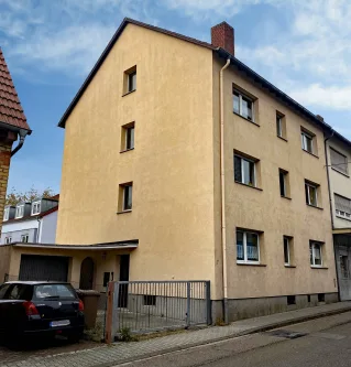 Titel   - Haus kaufen in Mannheim / Feudenheim - Fünfgeschossiges Mehrfamilienhaus mit ausgebautem Gartengeschoss und Garagein sehr gesuchter Wohnlage