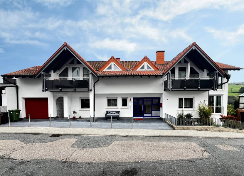 Titel bearbeitet - Haus kaufen in Gorxheimertal - Stattliches 3-Fam. Haus, freistehend, moderne Ausstattung, 2 Garagen, ruhige & gesuchte Wohnlage