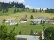 Blick zur Kapelle/ Ennerbach