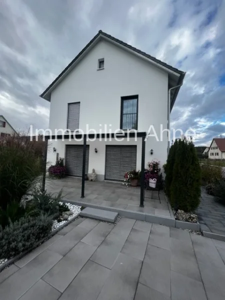 Südansicht - Haus kaufen in Aletshausen - Modernes Holzhaus - solide gebaut vom regionalen Zimmermann - EFH in Aletshausen/Krumbach!
