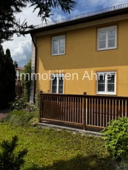 Südansicht - Haus kaufen in Mindelheim - DHH in ruhiger, stadtnaher Lage - mit Ihrer Kreativität zaubern Sie ein kleines Schmuckstück - MN!