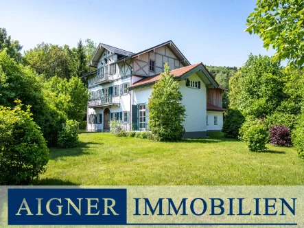 Außenansicht - Haus kaufen in Bad Tölz - AIGNER -  Liebhaberobjekt: Außergewöhnliche Villa unter Denkmalschutz in Bad Tölz