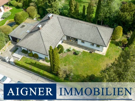Titelbild - Haus kaufen in Fürstenfeldbruck - AIGNER - Charmantes, großzügiges Architektenhaus in idyllischer Lage an der Amper
