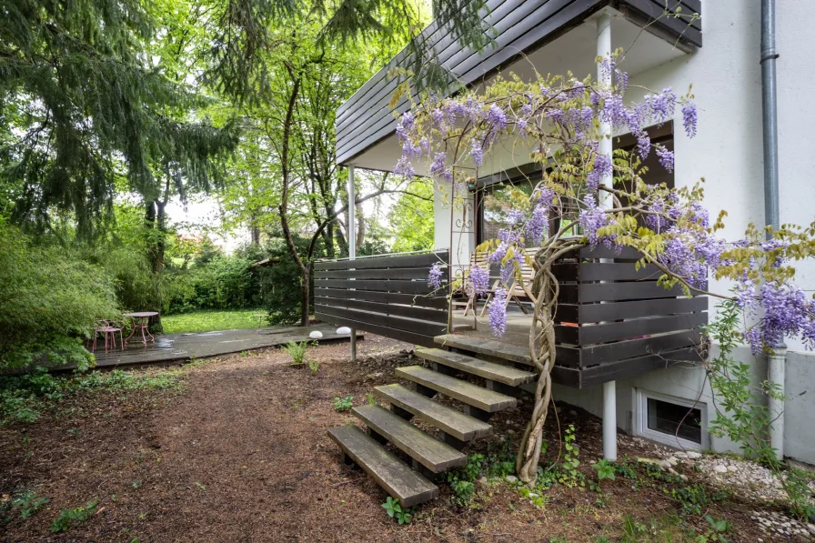 Treppe zum Garten