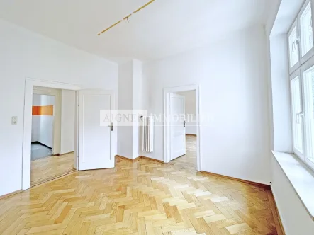 Büro - Büro/Praxis mieten in München - AIGNER - Bogenhausen - Büroflächen im Altbau