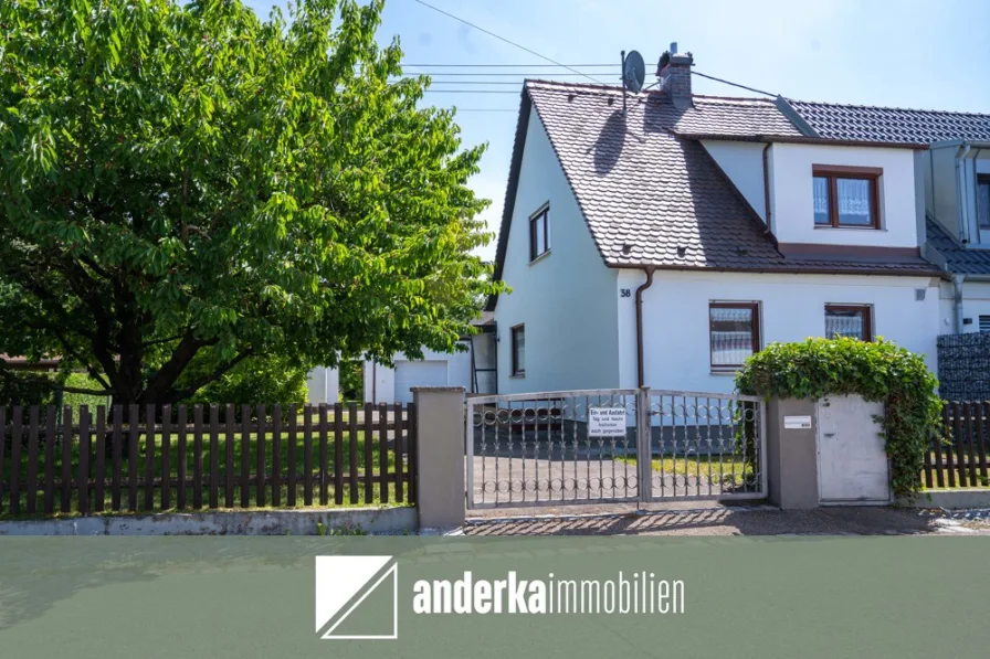  - Haus kaufen in Augsburg / Hammerschmiede - Ideale Kombination aus Ruhe und Stadtnähe - Grundstück mit Altbestand in Augsburg/Hammerschmiede!