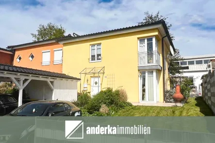  - Haus mieten in Krumbach - Platz für die ganze Familie!Charmantes Reiheneckhaus mit Garten in Krumbach zu vermieten!