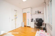 Kinderschlafzimmer / Büro