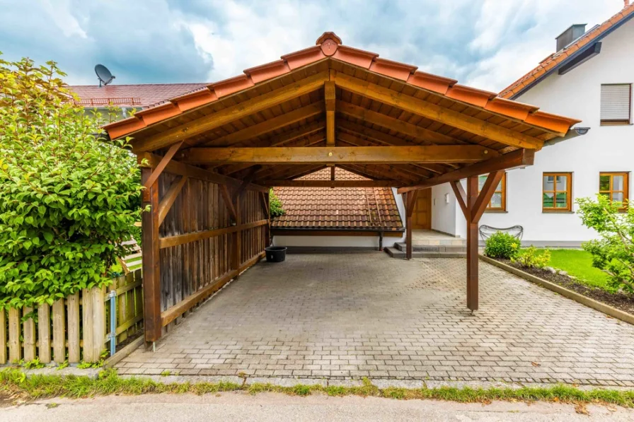 Carport1