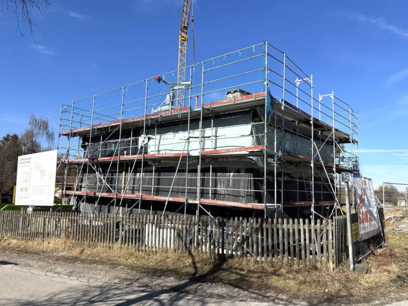 1. Etage fertig - Haus kaufen in Starnberg - BAUBEGINN erfolgt - IHRE Neubau DHH - ökologisch und WOHNGESUND