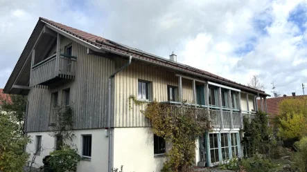 Südwestansicht - Haus mieten in Berg - viel PLATZ für 2 Familien + homeoffice - moderne LANDLIEBE Gemeinsam Wohnen in 82335 Berg - Farchach