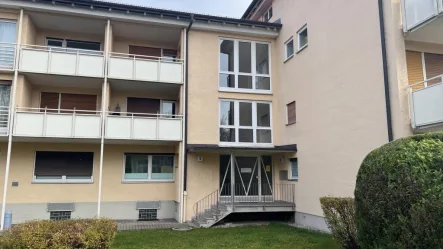 Hausansicht Starnberg - Wohnung kaufen in Starnberg - "Ihre IMMOBILIE" - 1 Zi. APP.    Einziehen ODER Vermieten - 82319 Starnberg am Starnberger See