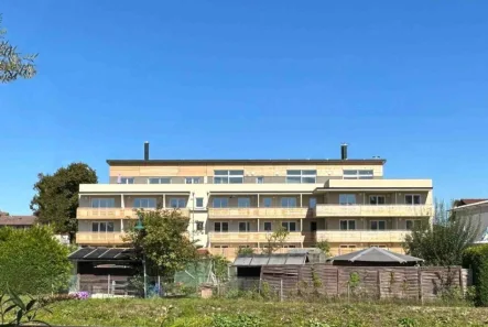 Südansicht - Wohnung kaufen in Bad Aibling - Ludwig ThomaWohnen an den Schrebergärten!Neubau-Erstbezug - Keine Käuferprovision!