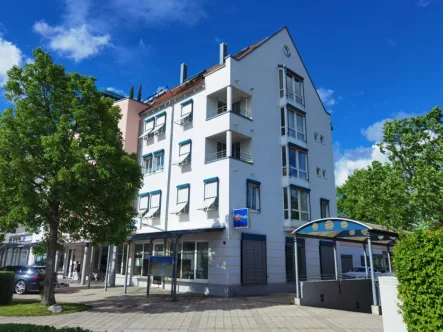Außenansicht - Zinshaus/Renditeobjekt kaufen in Burghausen - 1a LAGE und Renditeobjekt!!!!!