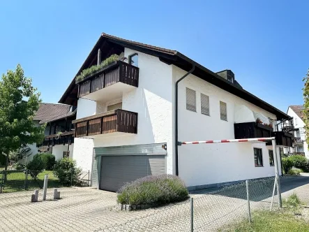 Ansicht - Wohnung kaufen in Rosenheim - Mit Zukunftspotenzial! Vermietete 2-Zimmer Wohnung mit Tiefgaragenstellplatz im Erbbaurecht!