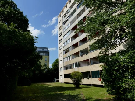 Außenansicht - Wohnung kaufen in Waldkraiburg - 3 Zimmer ETW, -Ideal für Eigennutzung oder Kapitalanlage/Umstellung auf Geothermie bereits realisiert-