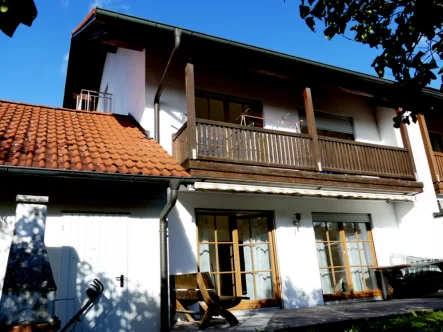 Außenansicht - Haus kaufen in Kraiburg am Inn - Kraiburg, REH, - Groß und Familiengerecht -