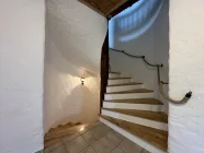 Treppe ins OG und Keller