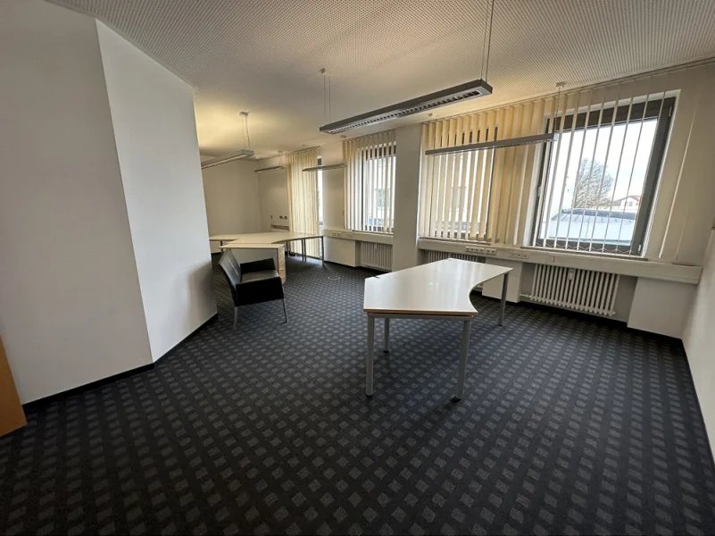 Büro 6