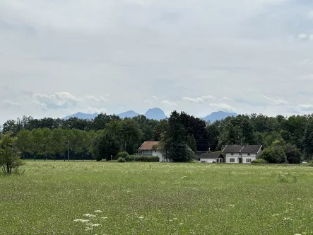 Blick nach Süden  - Grundstück kaufen in Bruckmühl - Baugrundstück für Ihr neues Einfamilienhaus in schöner Lage