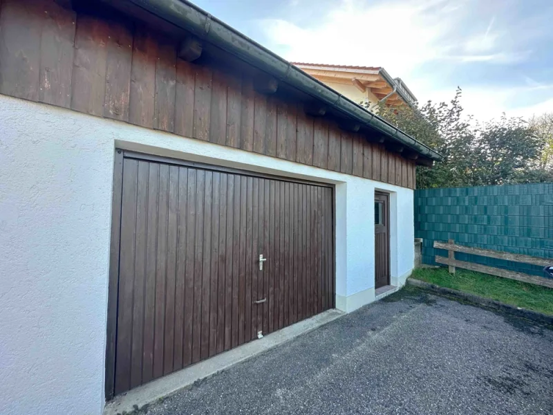 große Garage