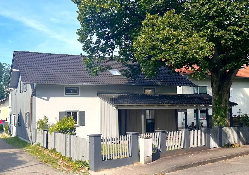  - Haus kaufen in Bad Aibling - Einziehen und wohlfühlen!EFH - perfekt für eine Familie!