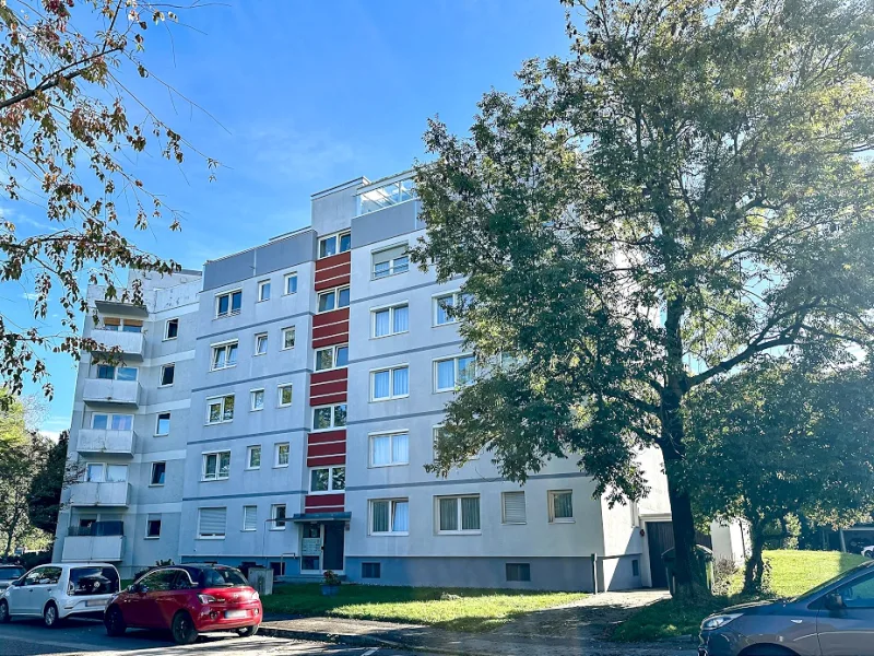 Ansicht - Wohnung kaufen in Rosenheim - Praktische 1-Zimmer Wohnung mit Balkon und TG-Stellplatz!