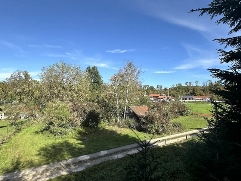 Blick von oben auf das Grundstück